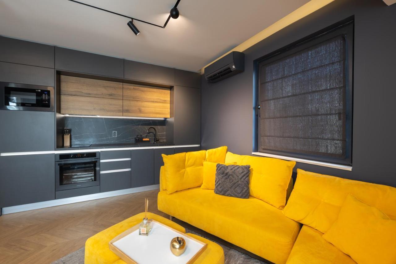 Topaz Beachfront Apartment Varna Dış mekan fotoğraf