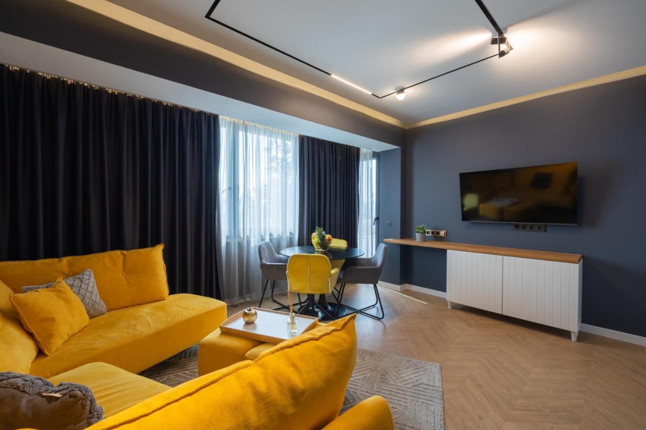 Topaz Beachfront Apartment Varna Dış mekan fotoğraf