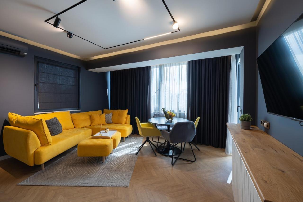Topaz Beachfront Apartment Varna Dış mekan fotoğraf